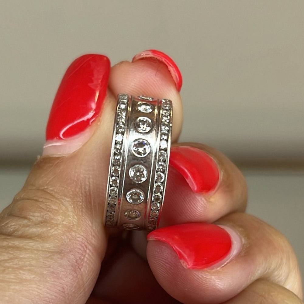 Men’s diamond  2 Ct eternity wedding ban